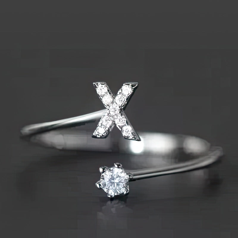 Bague initiale femme - lettre