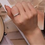 Bague noeud et strass