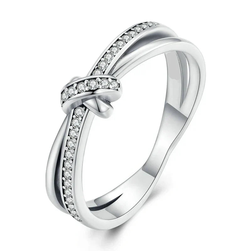 Bague noeud et strass