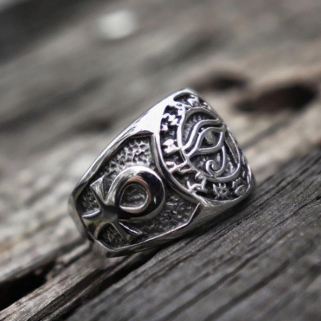 Anillo egipcio de plata