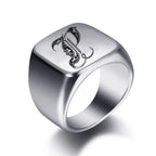 Bague pour homme argentée initiale - lettre