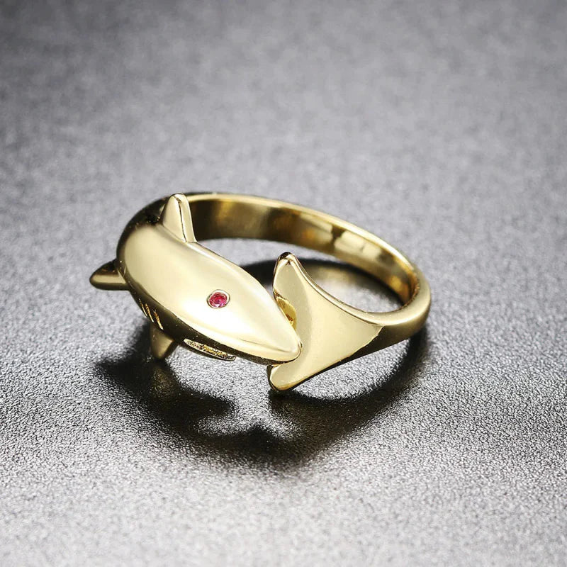 Anillo Tiburón con Circonio oro