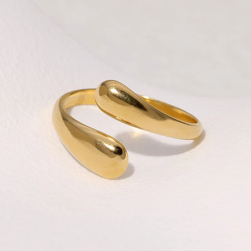 Anillo Retro Gota de Agua oro