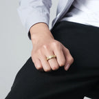 Anillo Giratorio con Cuartos de Luna para Hombre oro