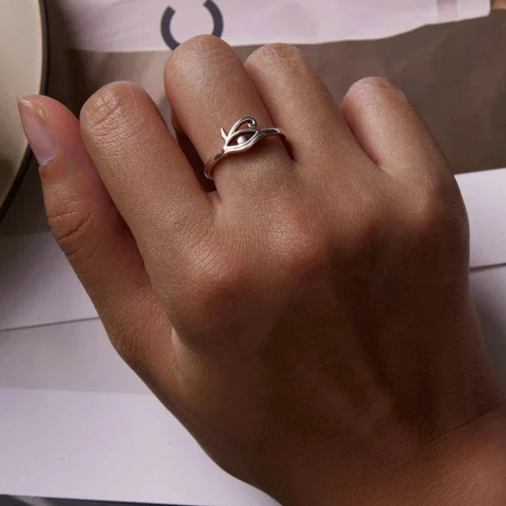 Anillo Estilo Egipcio Ojo de Horus