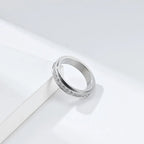 Anillo giratorio antiestrés con circonio