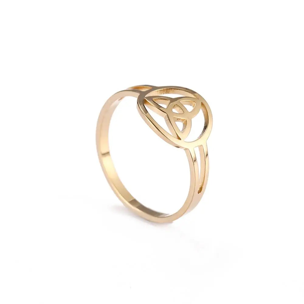 Anillo Triquetra Nudo de la Trinidad Irlandés oro