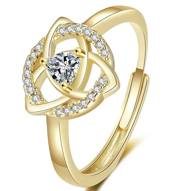 Anillo Triquetra Nudo de la Trinidad Irlandés Celta oro