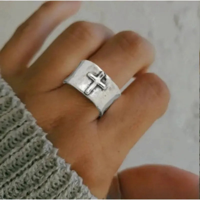 Anillo Vintage Cruz Cristiana