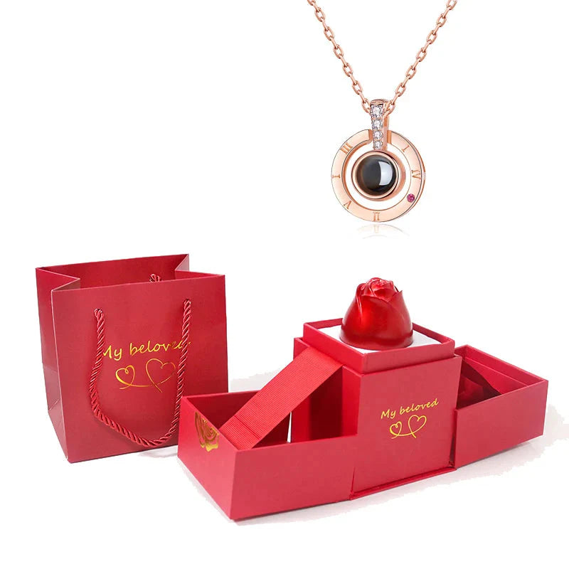 Caja Sorpresa Rosa y Su Joya de oro