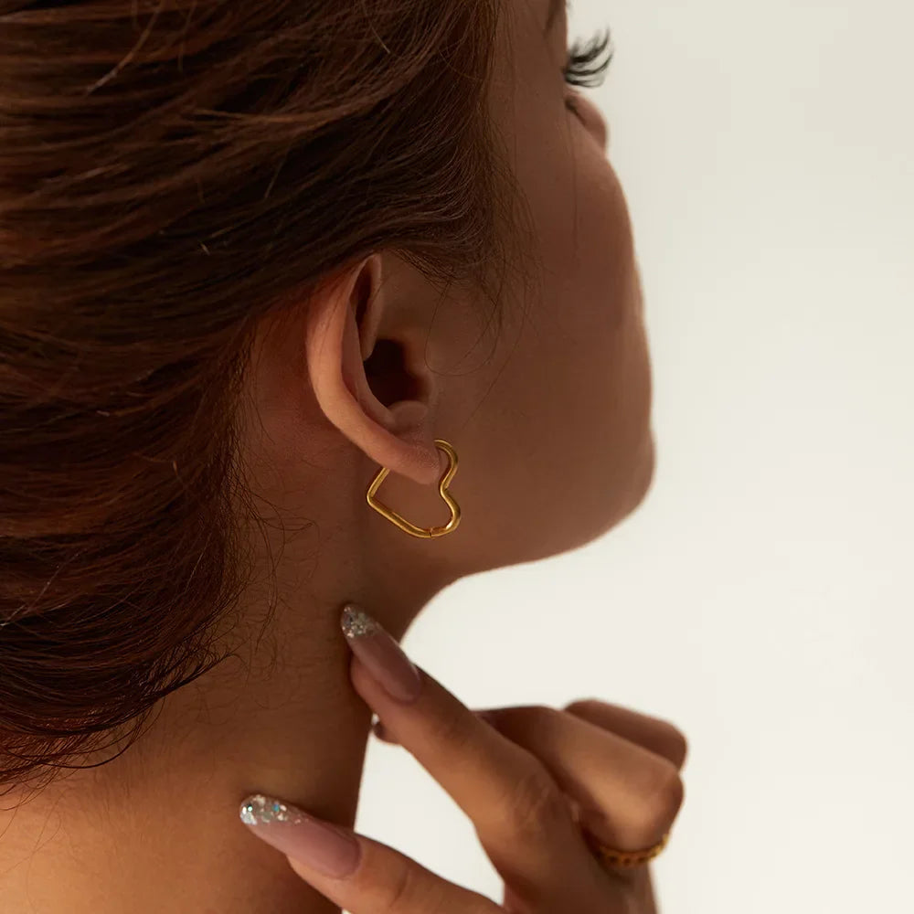 Pendientes Aros de Oreja Corazón Oro Mujer oro