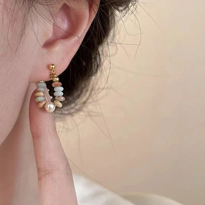 Pendientes de botón con perla y piedras