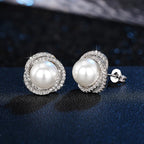 Pendientes de botón con perlas y strass plateados