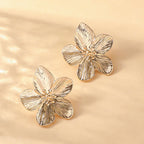 Pendientes de botón flor de cinco pétalos plata