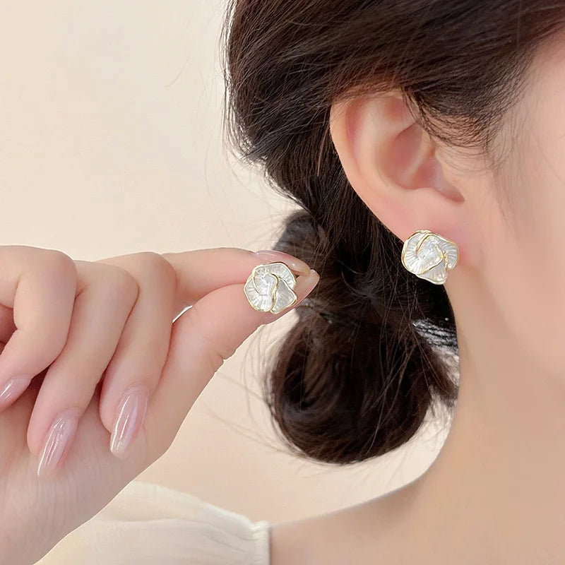 Pendientes de botón Flor de Camelia