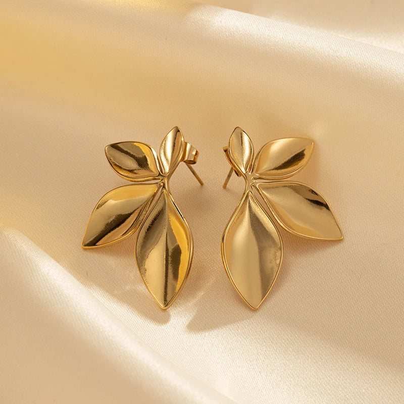Pendientes de botón Flores oro