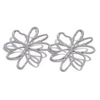 Pendientes de botón Flores Asimétricas plata