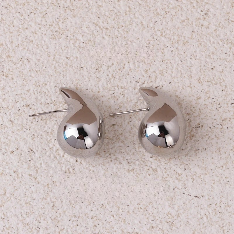 Pendientes de botón Gota de Agua plata