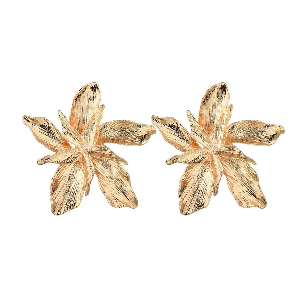 Pendientes de Botón Flor Grande Asimétrica oro