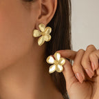 Pendientes de botón Flor Grande Dorada