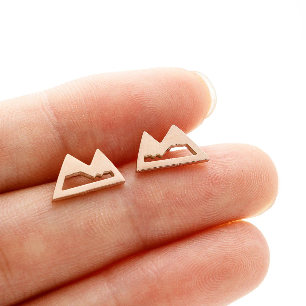 Pendientes de Clavo Montañas Minimalistas oro rosa