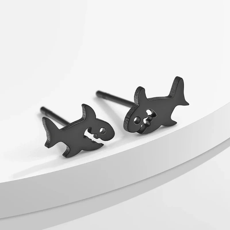 Pendientes de botón Tiburón negro