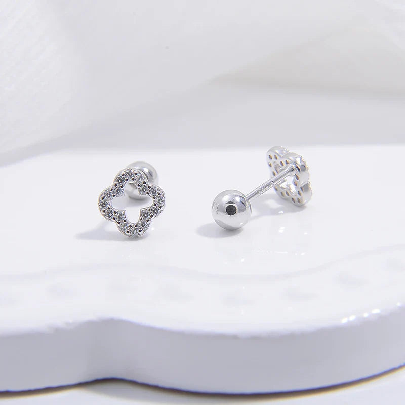 Pendientes de Botón Trébol de 4 Hojas plata