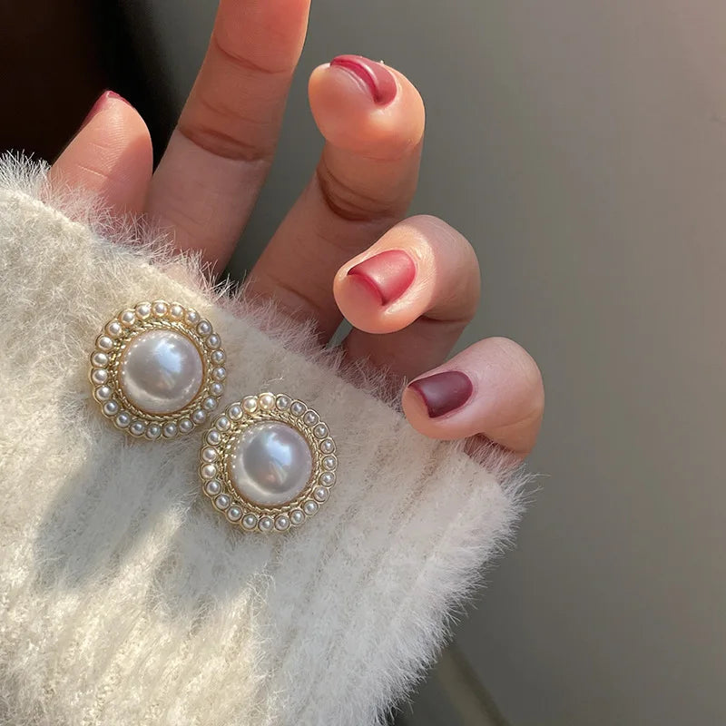 Pendientes de Botón Vintage con Perla