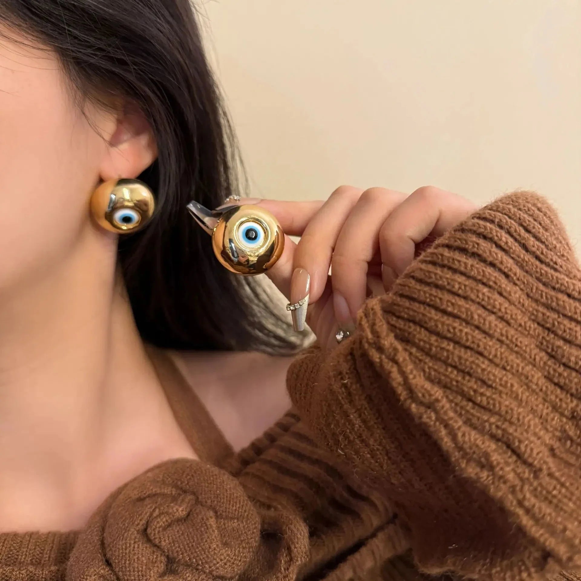 Pendientes de Clavo Vintage Contra el Mal de Ojo oro