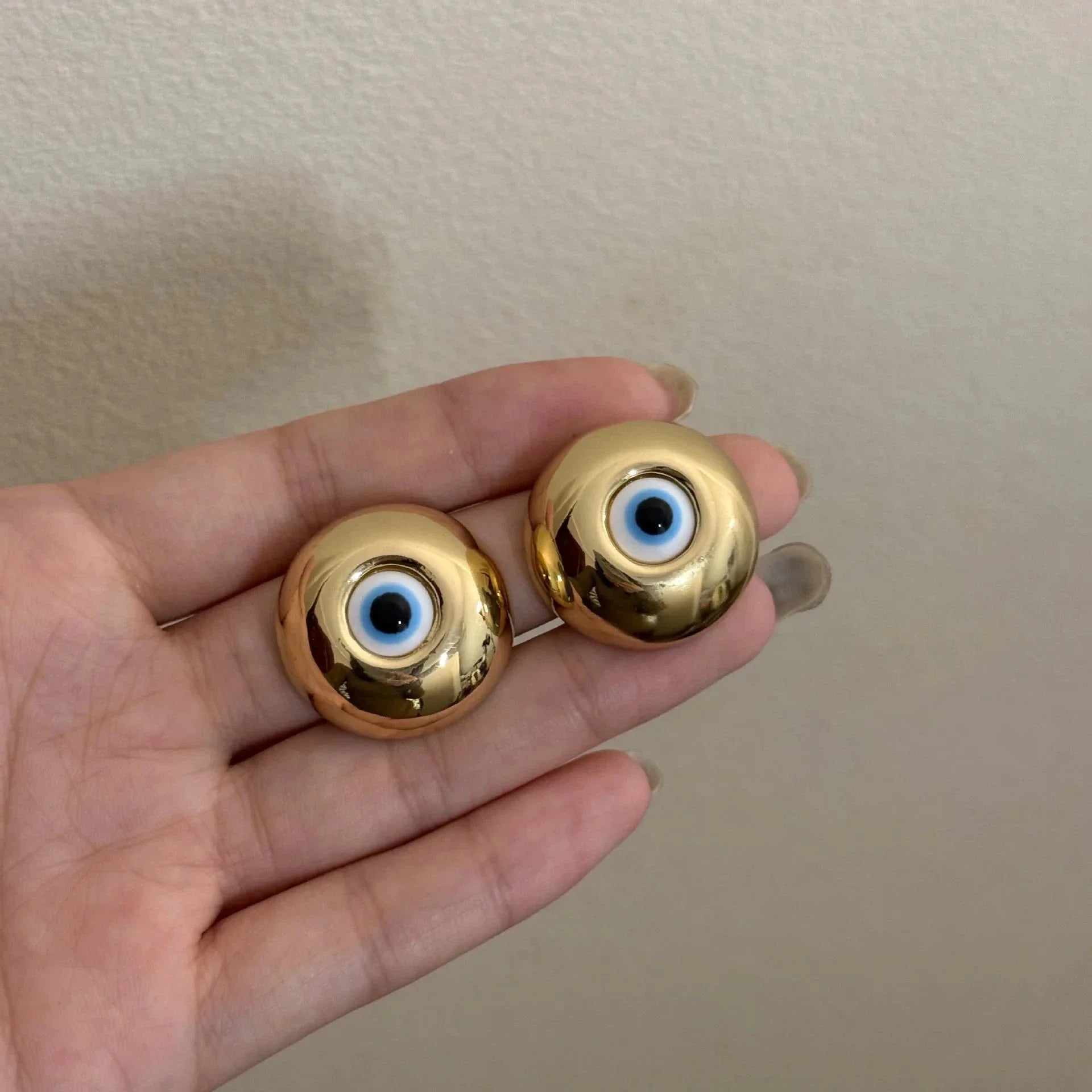 Pendientes de Clavo Vintage Contra el Mal de Ojo oro