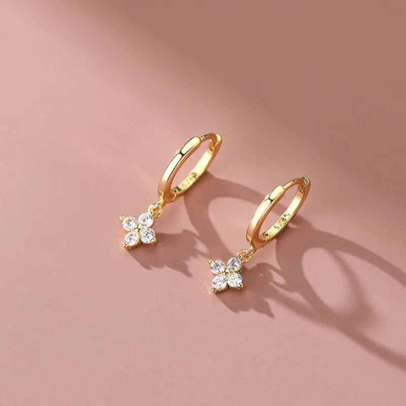 Pendientes Aros Flor Zirconia oro