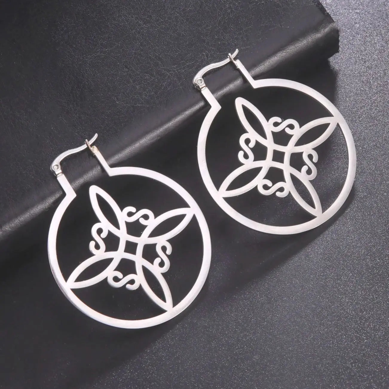 Pendientes Aros Nudo de Bruja de Protección Mujer Wicca plata