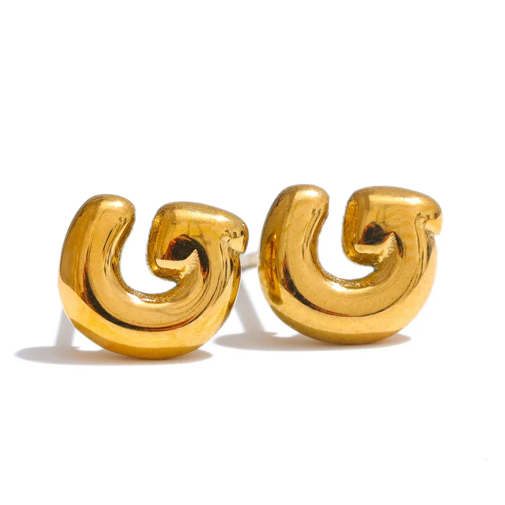 Boucles d'oreilles dorées avec initiale - lettre
