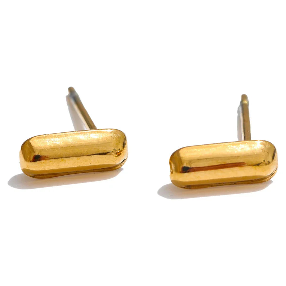 Boucles d'oreilles dorées avec initiale - lettre