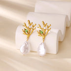 Pendientes Colgantes Coral con Perla y Circón verde