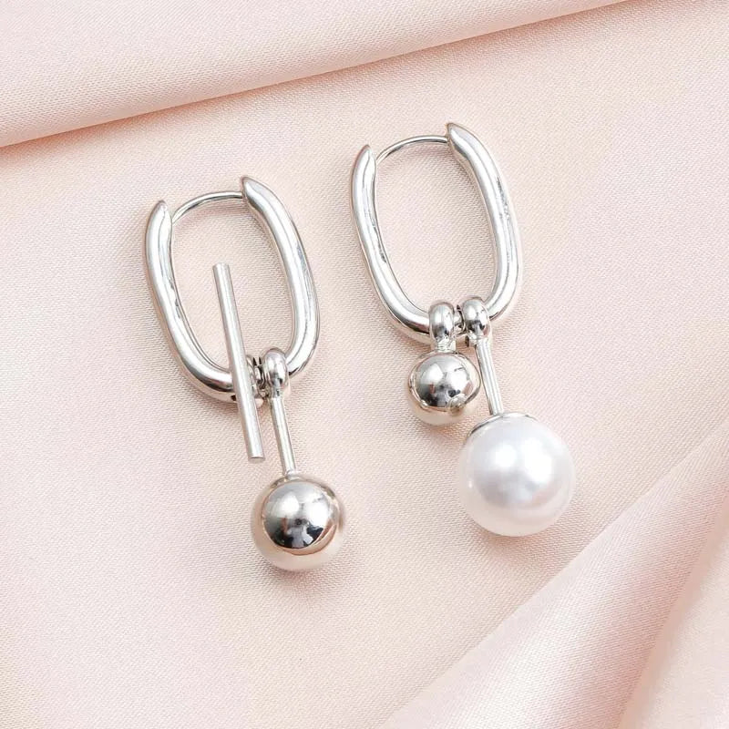 Pendientes Aros Estilizados con Perlas