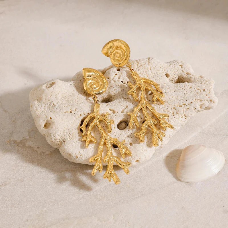 Pendientes Colgantes de Concha y Coral