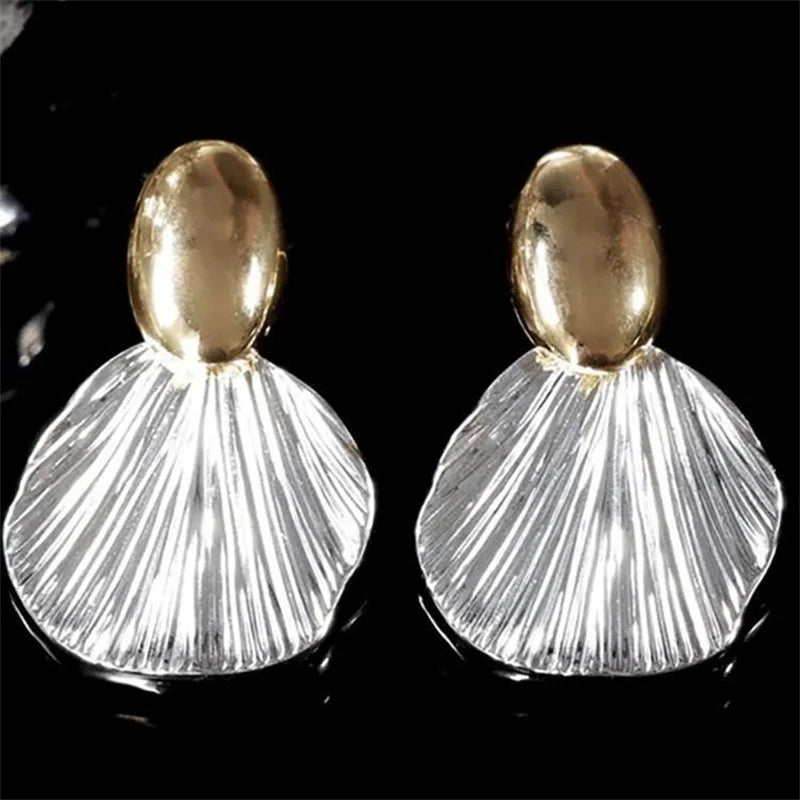 Pendientes Colgantes de Concha en Forma de Vieiras