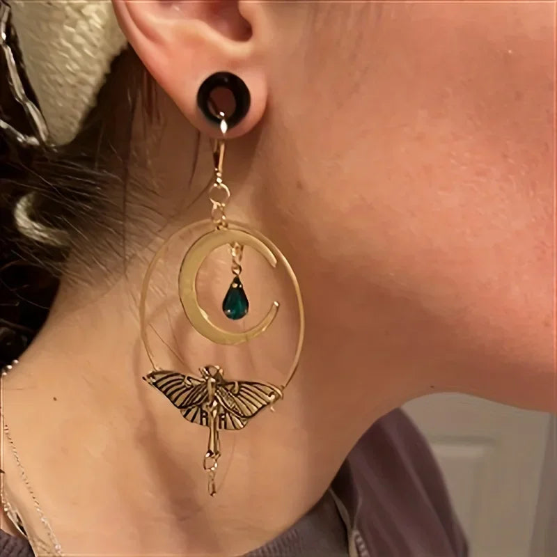 Pendientes Colgantes Media Luna y Polilla Nocturna
