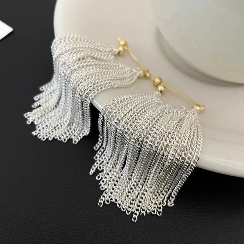 Pendientes Colgantes de Cadenas Plateadas para Mujer