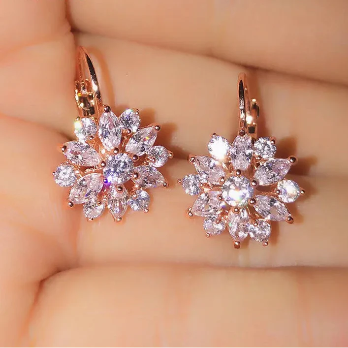 Pendientes Colgantes Flor de Circonio oro rosa