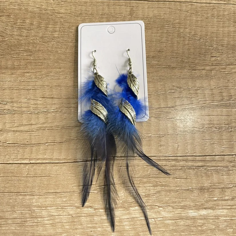 Pendientes Colgantes Estilosos con Plumas 1