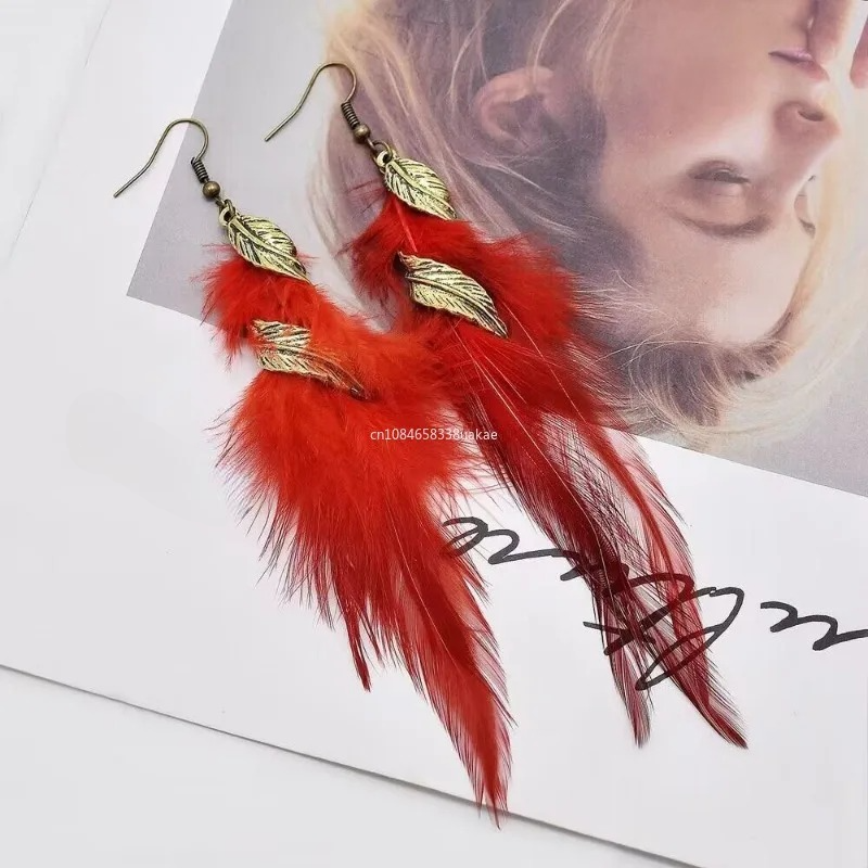 Pendientes Colgantes Estilosos con Plumas 4