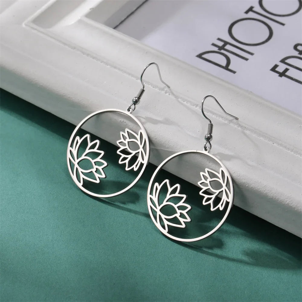 Pendientes Colgantes Redondos Flor de Loto plata