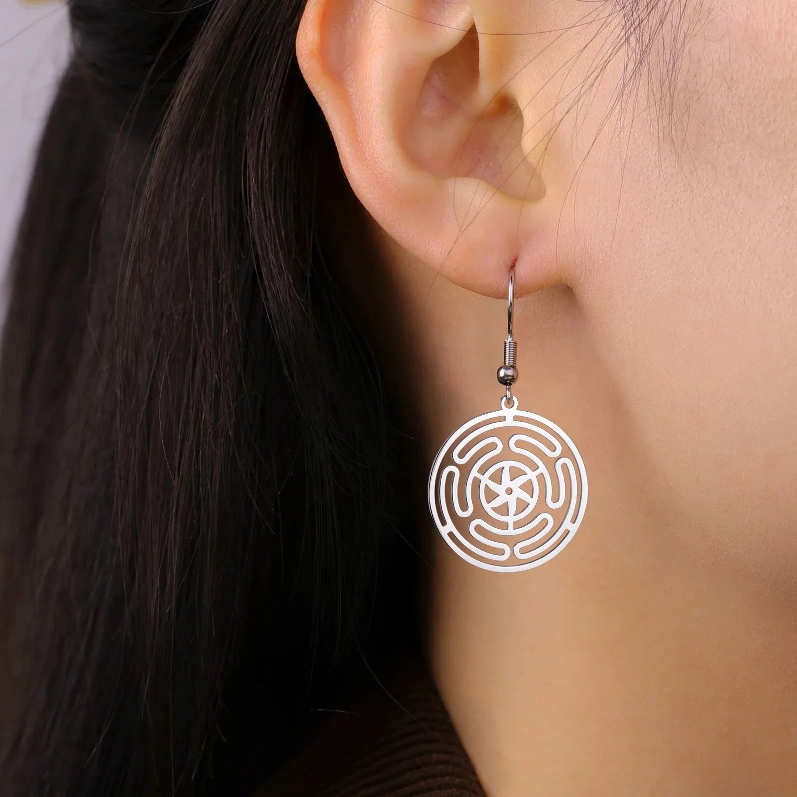 Pendientes Colgantes Rueda de Hécate Strophalos para Mujer plata