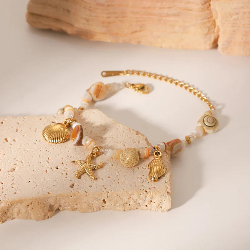 Pulsera con Conchas y Nácar