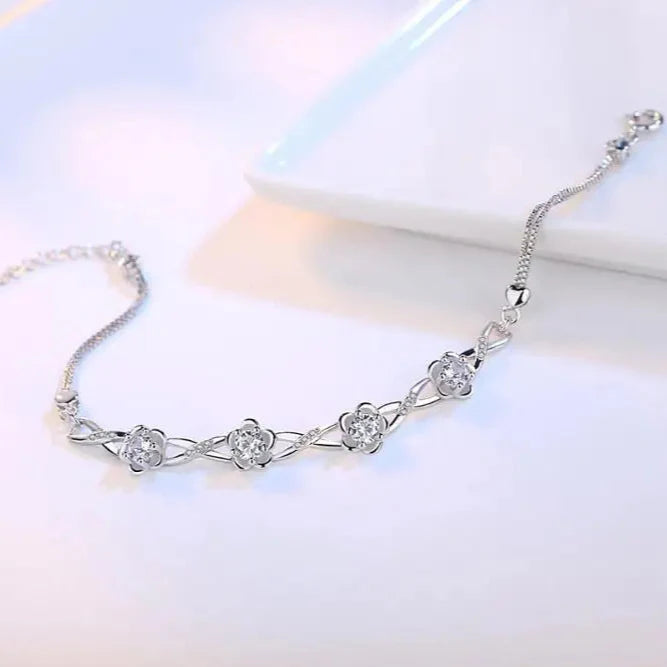 Pulsera con Finas Flores en Circonio blanco