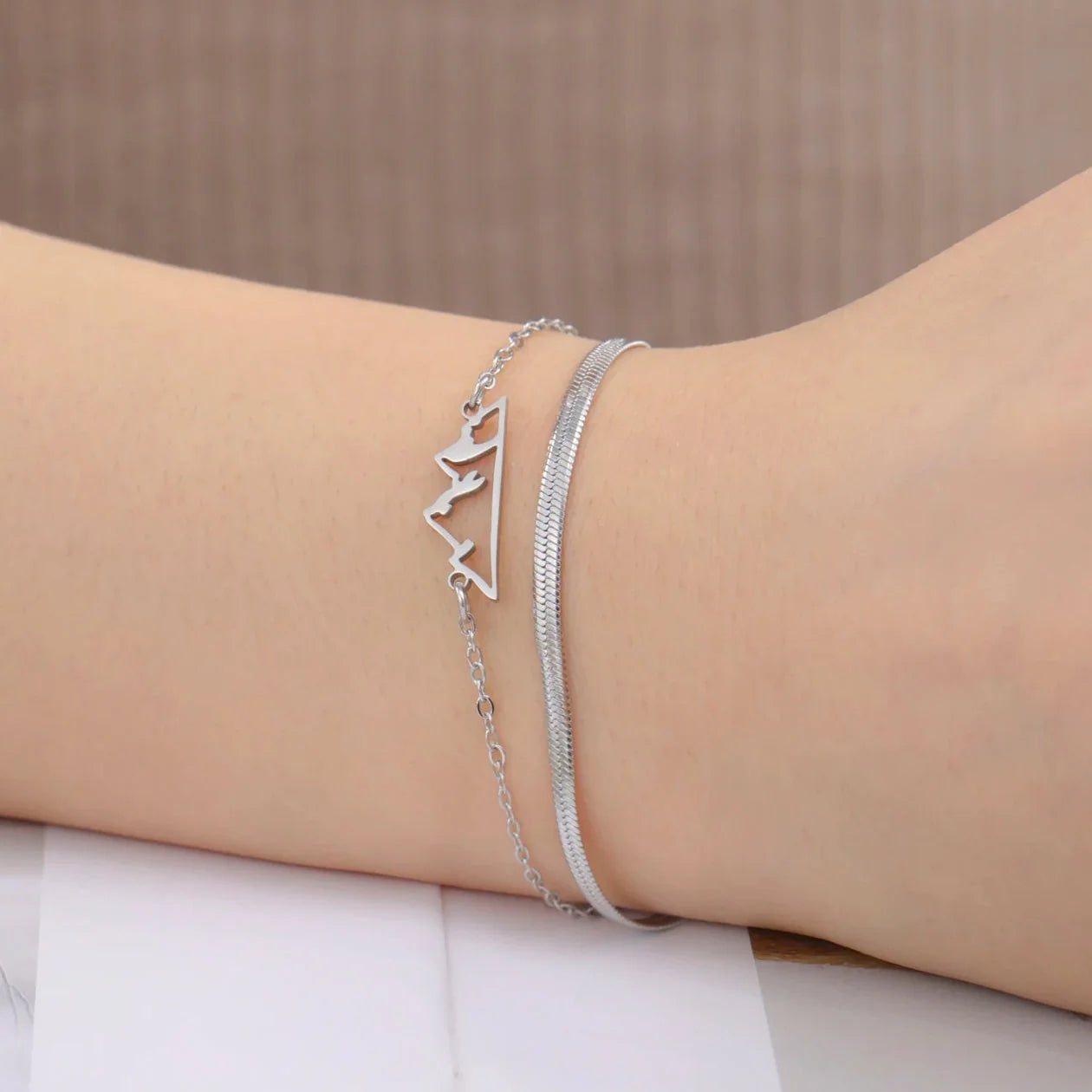 Pulsera con Colgante de Montaña para Mujer plata