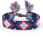 Bracelet brésilien large à motifs géométriques