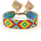 Bracelet brésilien large à motifs géométriques